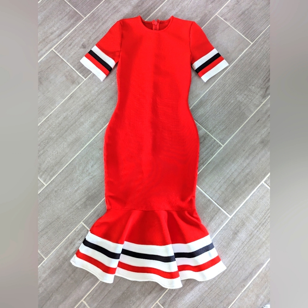 NEW body on mermaid midi dress